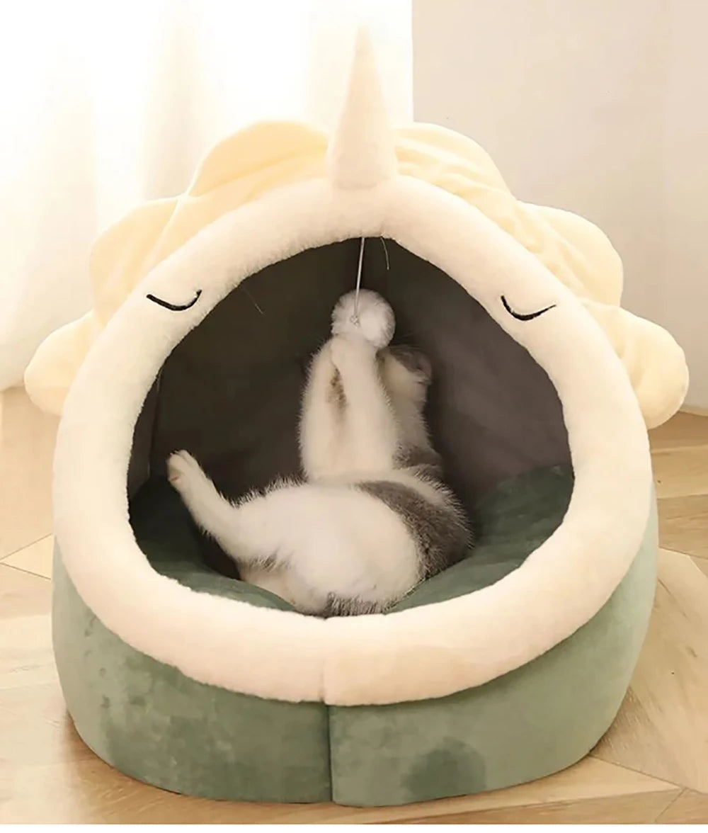 Cama para gato con diseños animados